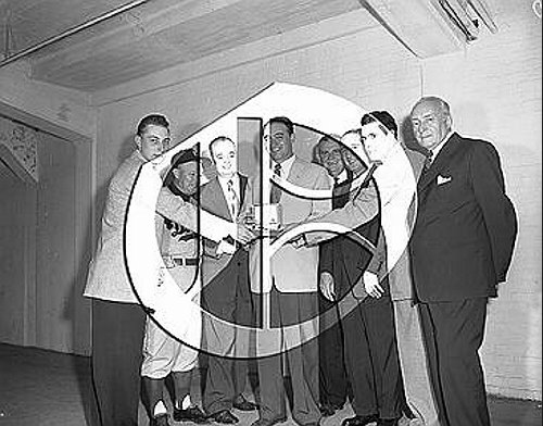 Podres, Dressen, Allen, Belardi53N0089
